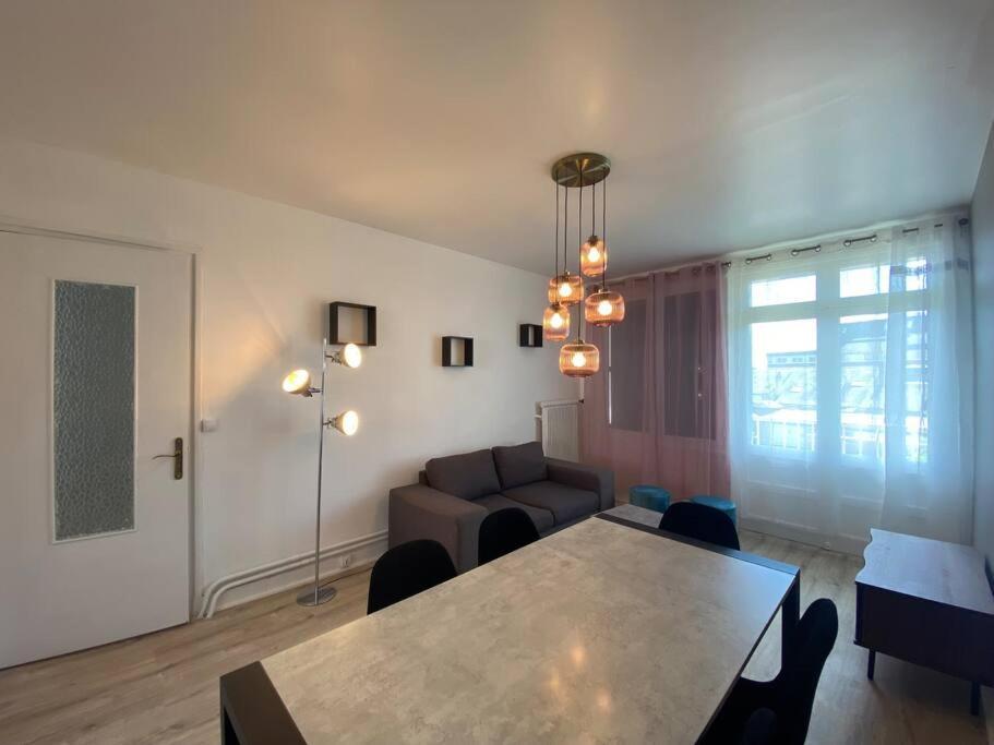 Bel Appartement Centre Ville De Vierzon Εξωτερικό φωτογραφία