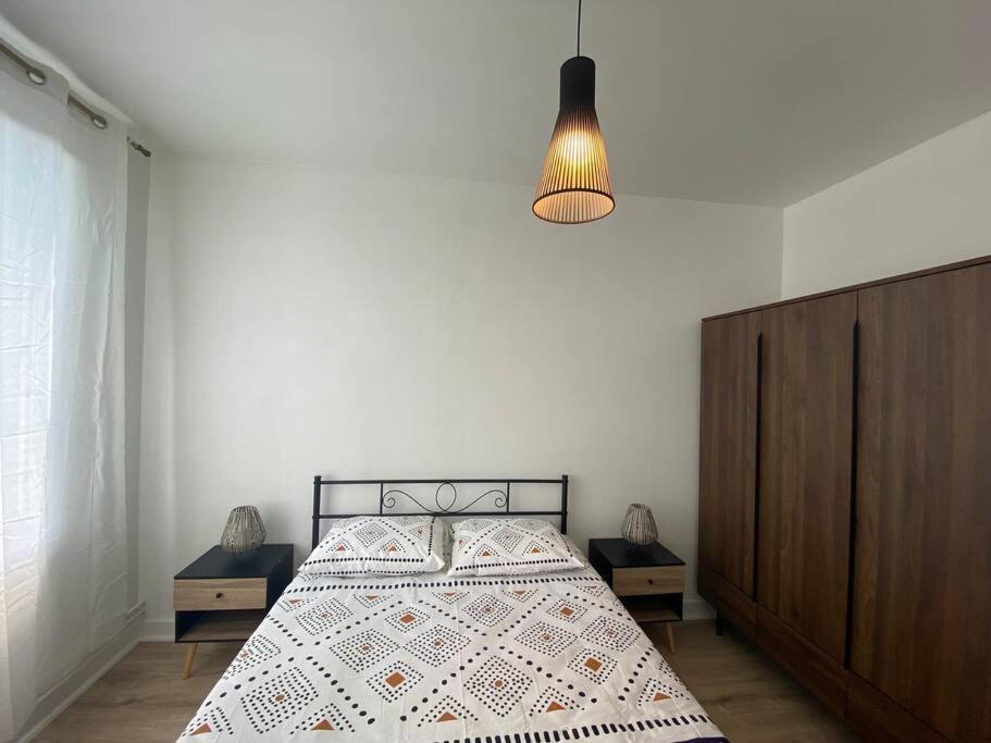 Bel Appartement Centre Ville De Vierzon Εξωτερικό φωτογραφία