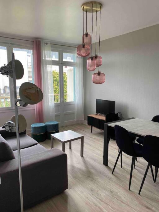 Bel Appartement Centre Ville De Vierzon Εξωτερικό φωτογραφία